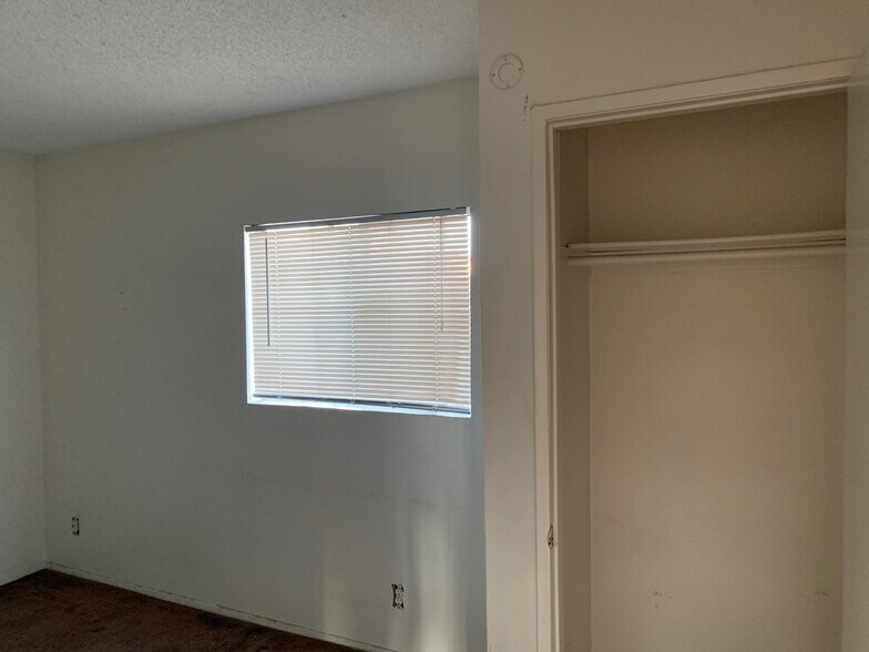 Building Photo - 1113 Circle City Dr