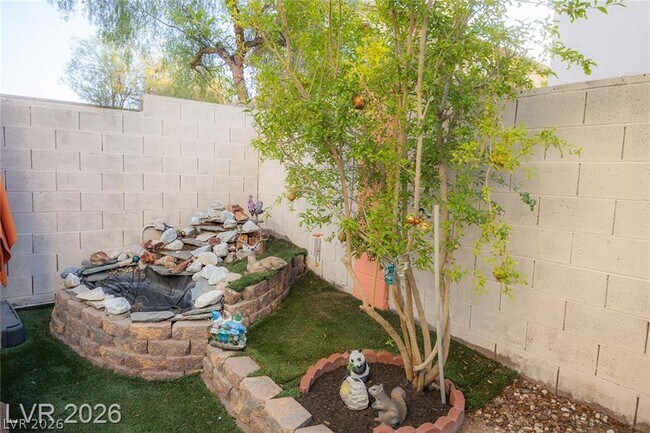 Building Photo - 805 Old Mine Creek Ln