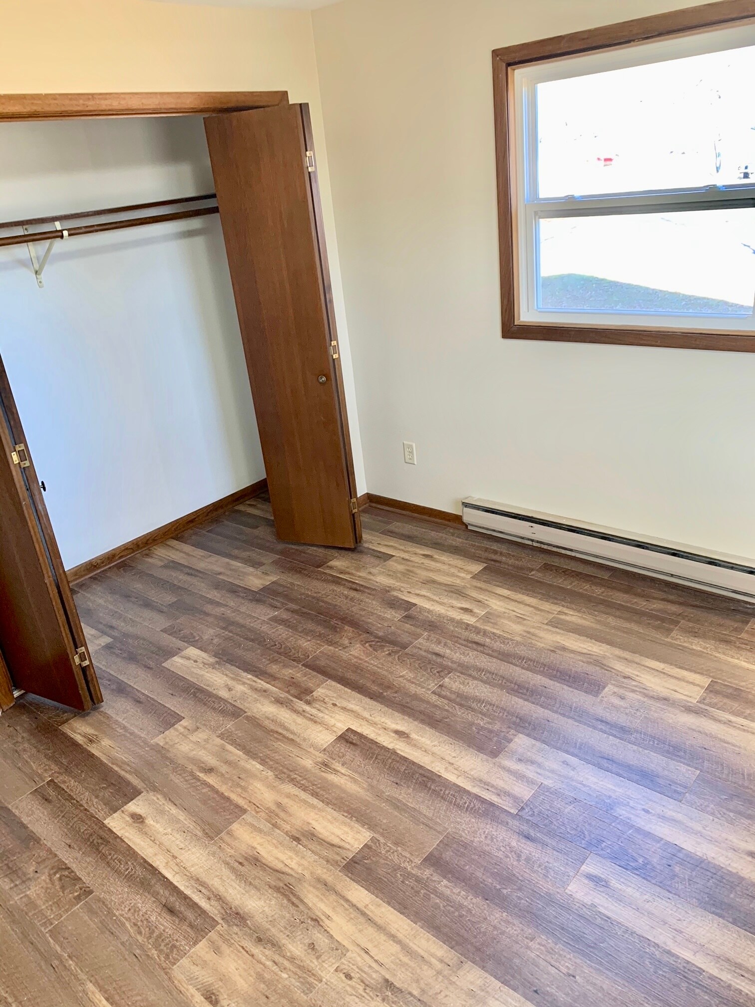 Building Photo - 4122 Robin Rd