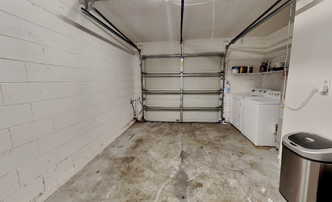 Building Photo - 1118 Vista Palma Way