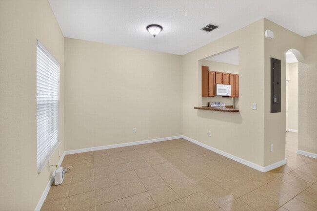 Building Photo - 340 Lake Monterey Cir