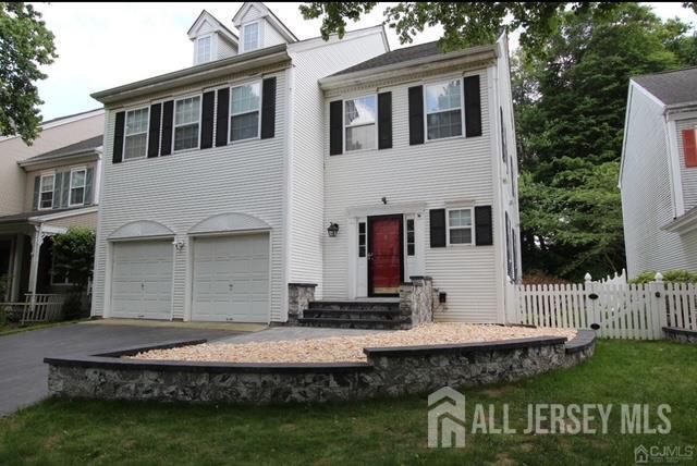 Building Photo - 96 Marion Dr