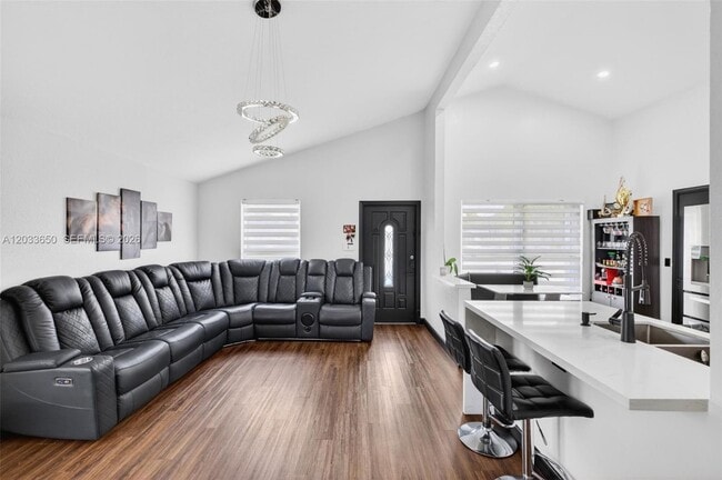 Building Photo - 1710 SW 83rd Terrace