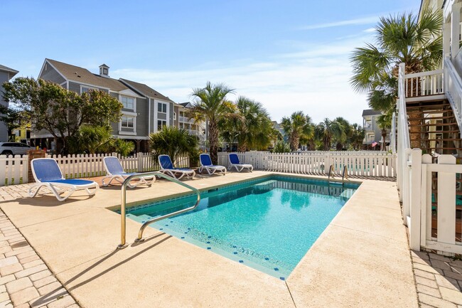 Building Photo - Pier View Paradise-Seasonal Beach House 11...