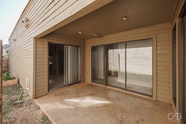Building Photo - For Lease