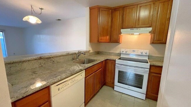 Building Photo - Pacheco Nice 2 bedroom 2 bath condo w/ com...