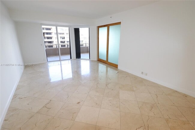 Building Photo - 201 Crandon Blvd