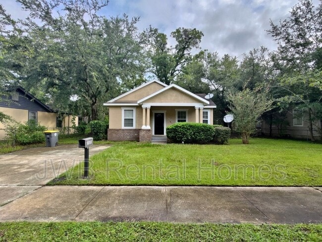 Building Photo - 1609 W 24th St