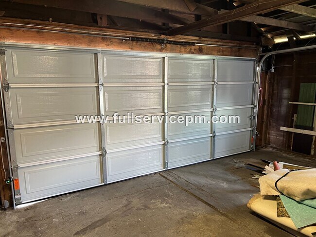 Building Photo - Wonderful corner lot home.