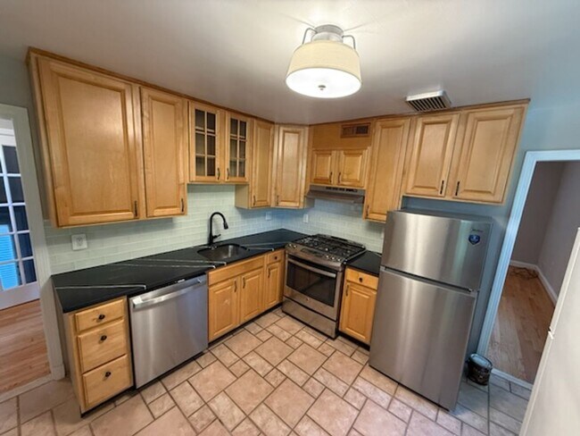 Building Photo - 4127 45th St NW