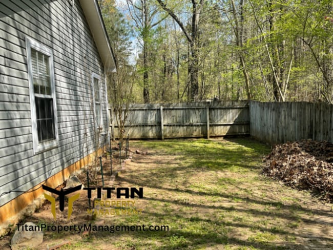 Building Photo - 3br/2ba house