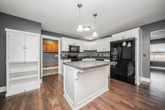 Building Photo - Please View 3D Virtual Walk-Through Before Scheduling a Showing