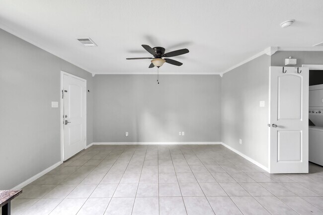 Building Photo - 16618 E Hammon