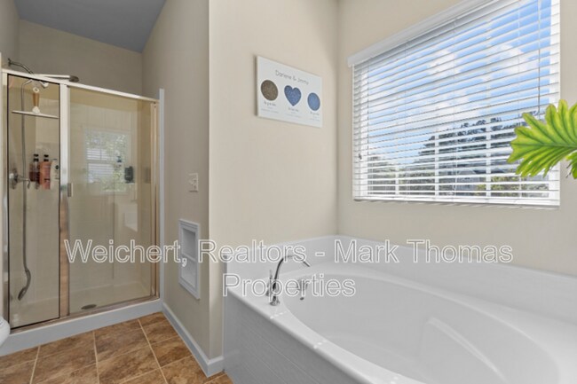 Building Photo - 4340 Flintlock Ln