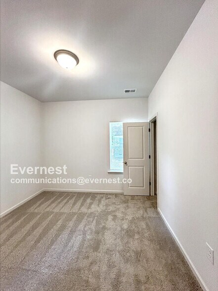 Building Photo - 1023 N Ransom St