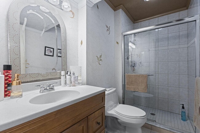 Building Photo - 5473 SE Miles Grant Rd