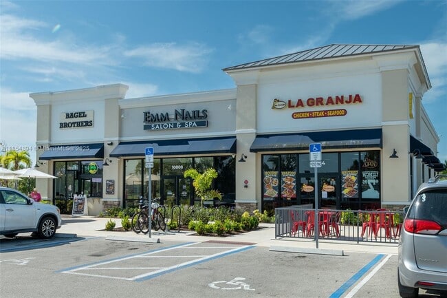 Building Photo - 10669 SW Gloriana St