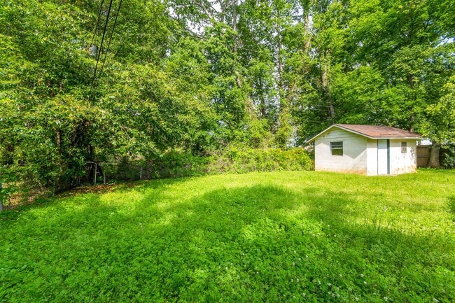 Building Photo - 973 Parkwood Ct