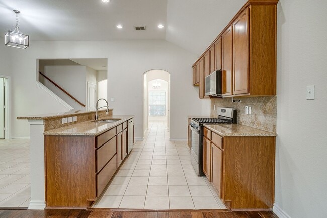Building Photo - Immaculate 4 Bed, 2.5 Bath in Highly Desired Villas At Fossil Creek- Keller ISD- 76137