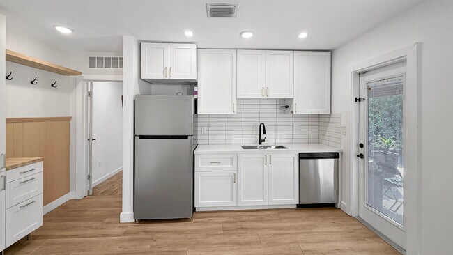 Building Photo - 7995 SW 140th Terrace