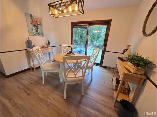 Building Photo - 1632 Sycamore Ct