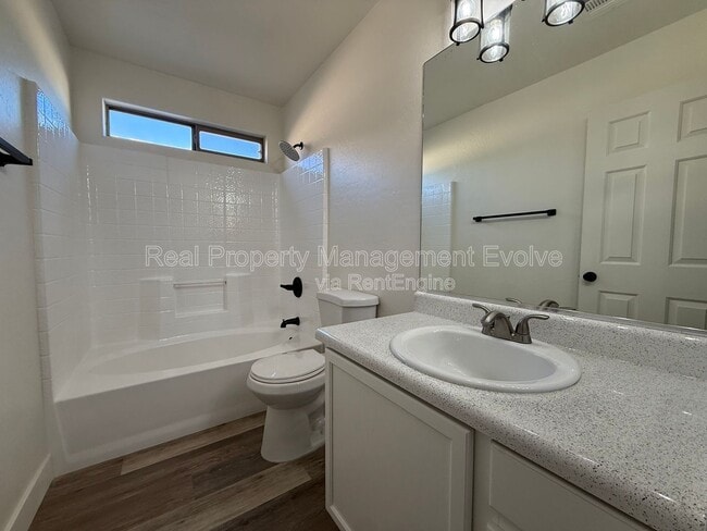 Building Photo - 2809 N 107th Dr