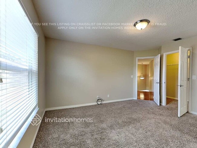 Building Photo - 7619 Oakboro Dr