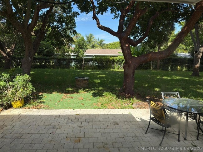 Building Photo - 307 Northlake Dr