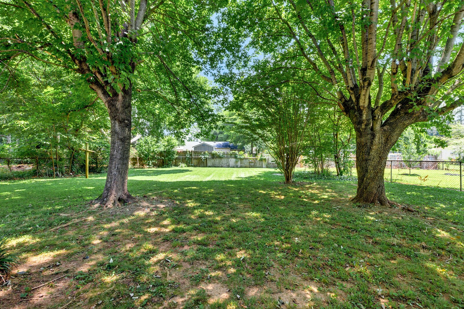 Building Photo - 1018 Fairway Dr NW