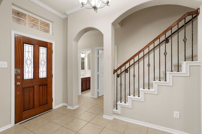 Building Photo - 314 Trillium Dr