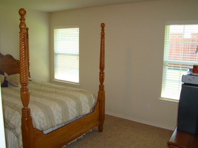 Building Photo - 4 Bedrooms - Moore Schools - Open Plan