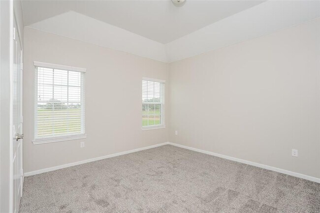 Building Photo - 18127 Cypress Hill Dr
