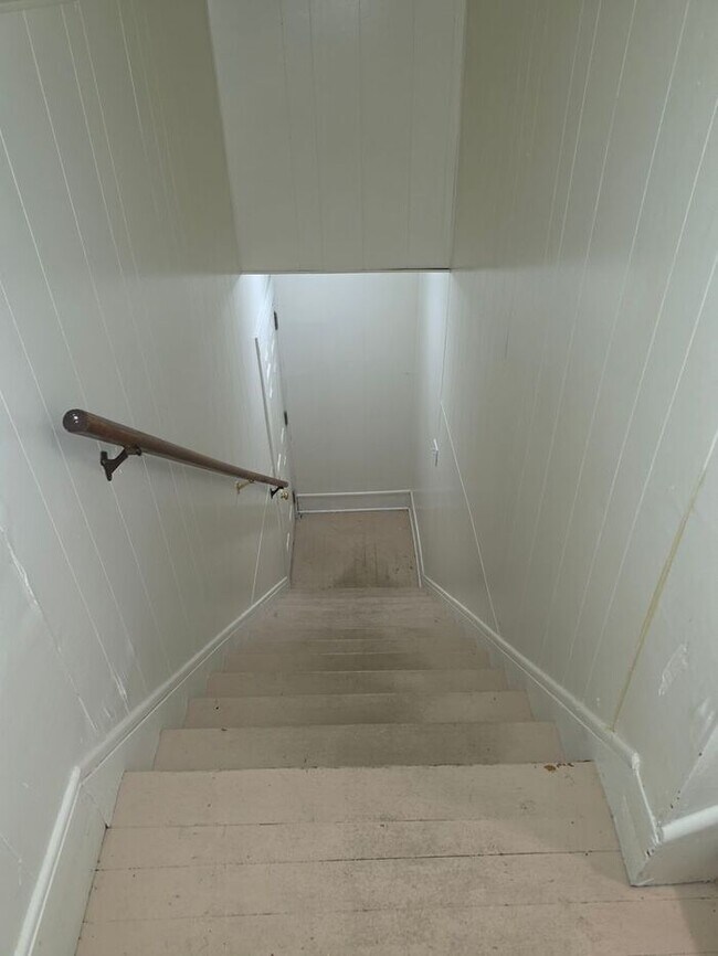 Building Photo - 1 bedroom unit Berrien Springs