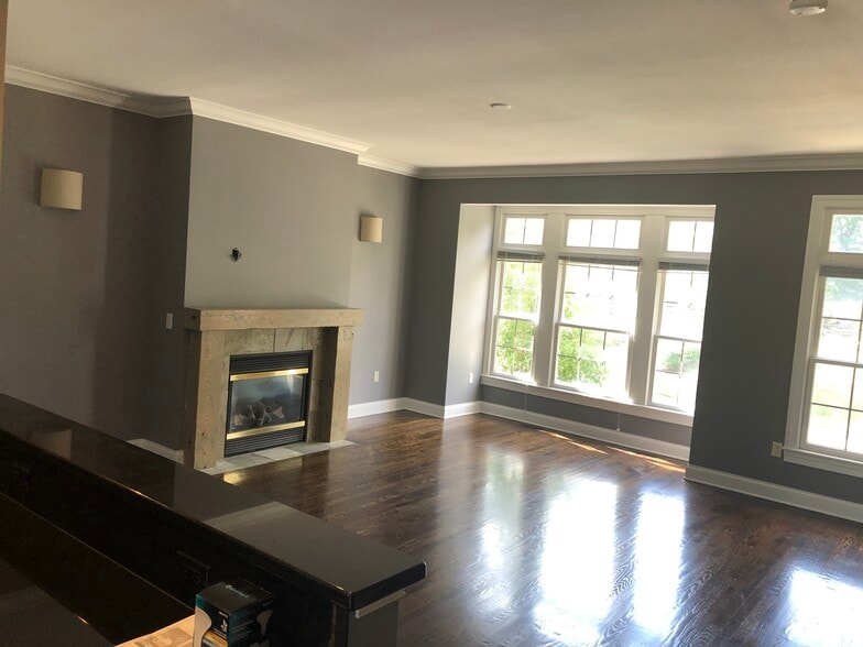 Family room - 19683 Chagrin Blvd