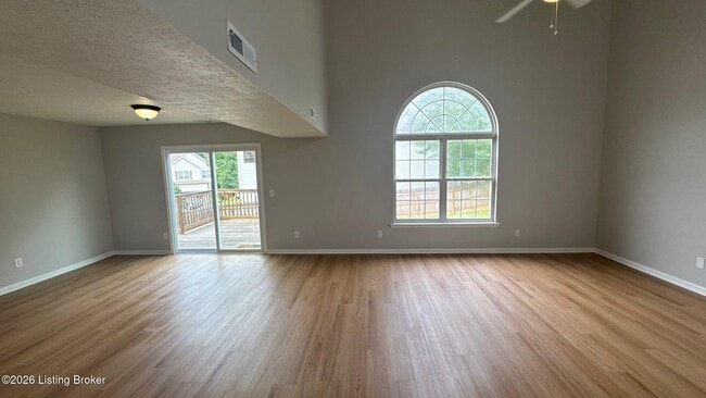 Building Photo - 7901 Bridlewood Pl