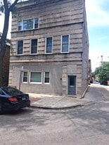 Building Photo - 712 S Carpenter St