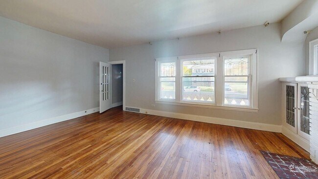 Building Photo - 1534 Belmar Rd