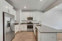 Building Photo - 988 Sapphire Peak Dr