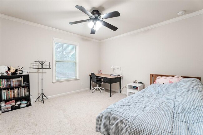 Building Photo - 801 Village Field Ct NW