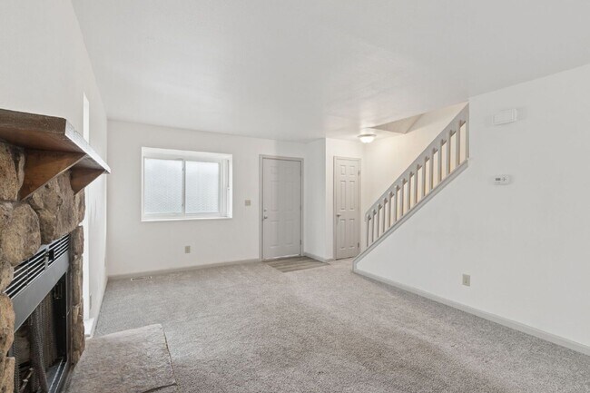 Building Photo - 3181 Vail Pass Dr
