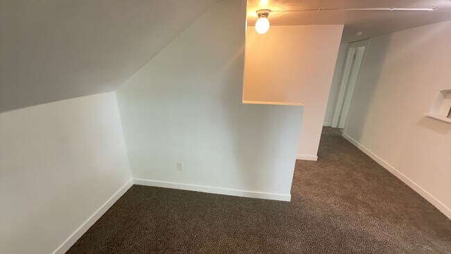 Building Photo - 207-209-211 N 24th ST