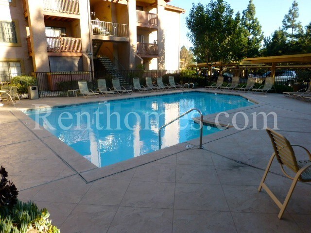 Building Photo - 12043 Alta Carmel Ct