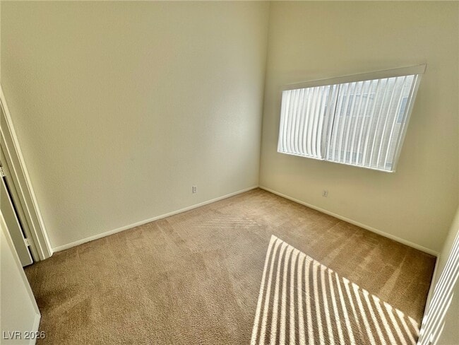 Building Photo - 54 Ruffled Feather Way