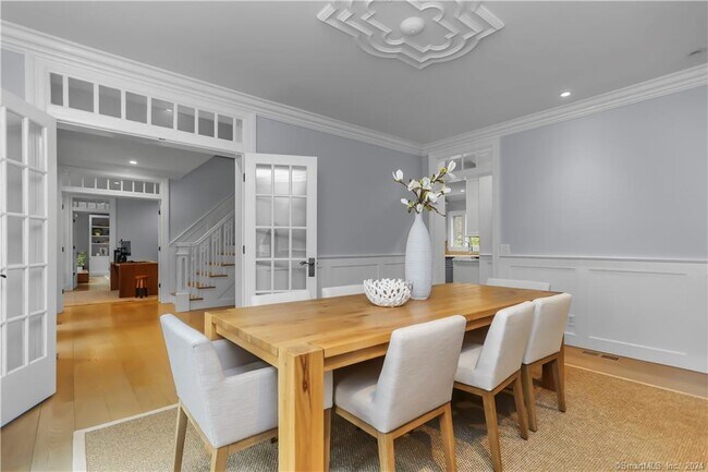 Building Photo - 46 Burr Farms Rd