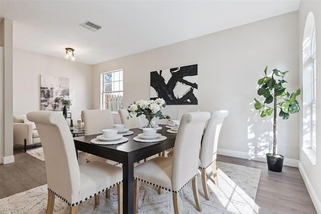 Building Photo - 1209 Cathcart Cir