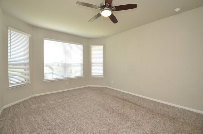 Building Photo - 3502 Gannan Lake Ct