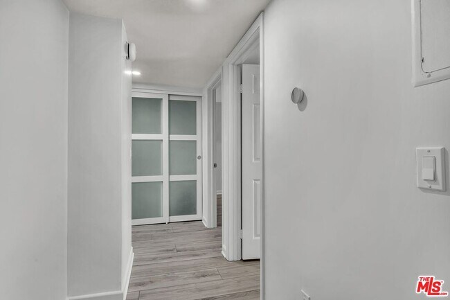 Building Photo - 8600 Tuscany Ave