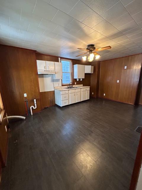 Building Photo - 719 Crescent Ave