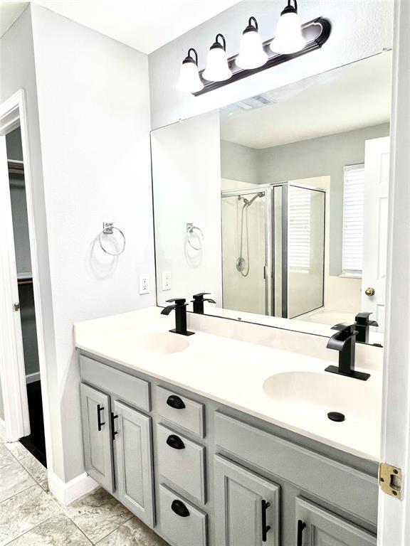 Building Photo - 10516 Dunham Forest Rd