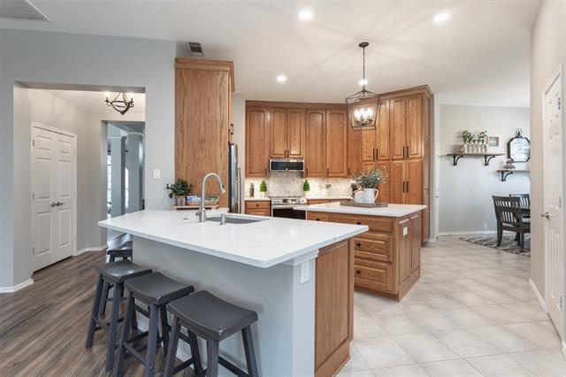 Building Photo - 10808 Paisano Dr